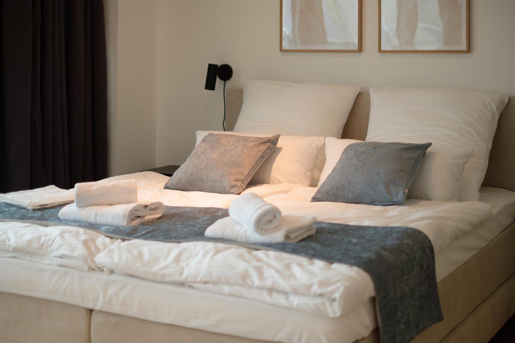 Come2Stay Hafencity - Marco Polo Tower Hamburg-Harburg Buitenkant foto